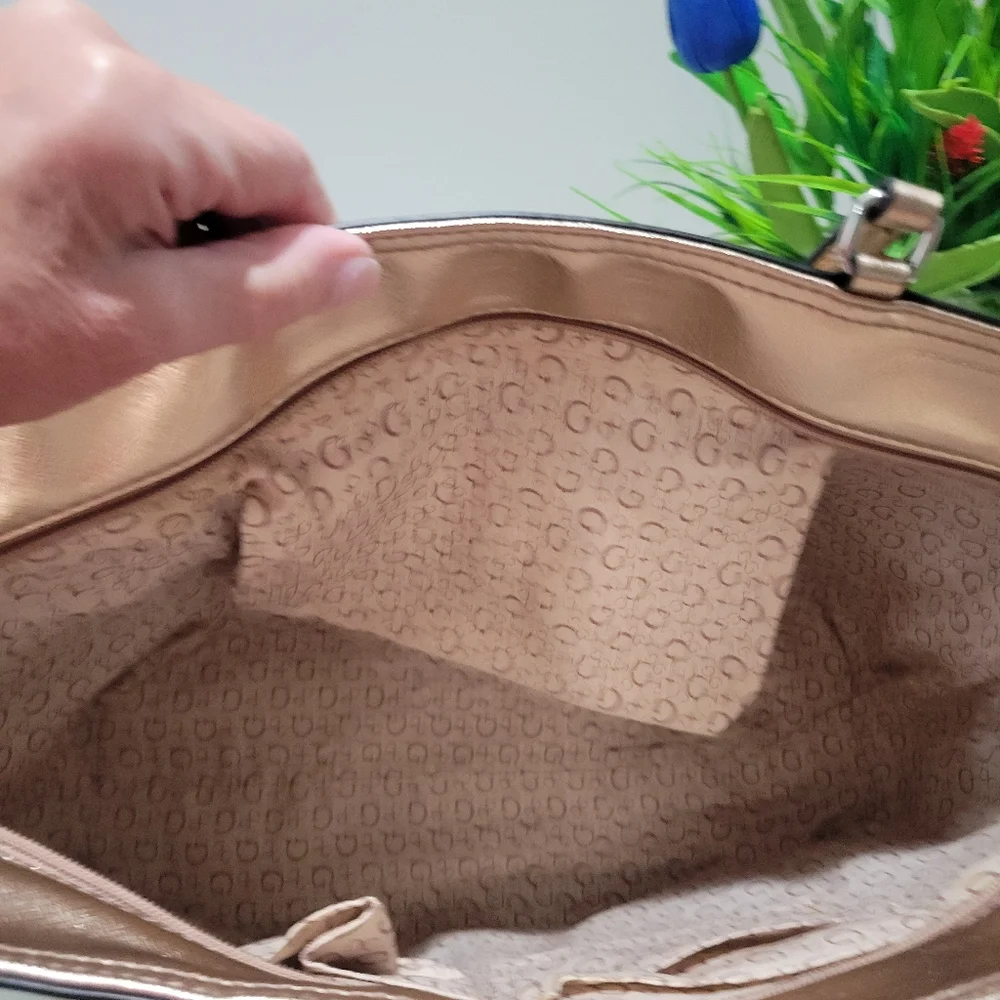 GUESS BAG - Picture 2 of 3